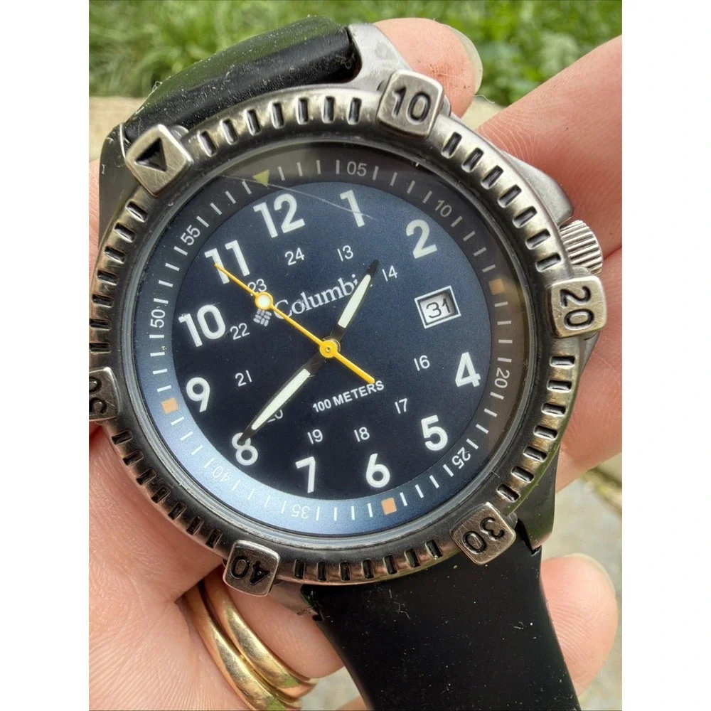 Vintage 90s Columbia Sportswear Field Watch Blue Dial 100M Gorpcore Quartz